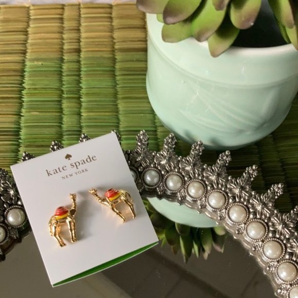 Kate Spade Spice Things Up Camel Earrings NWT - Picture 3 of 6